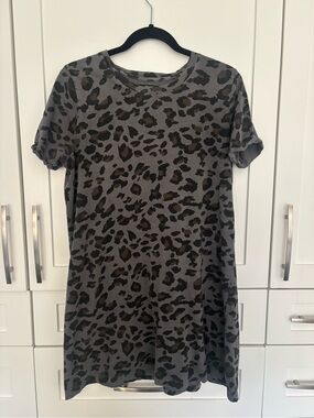 Brunette The Label Charcoal and Black Leopard Tee Dress